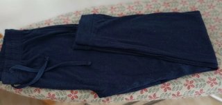 Pantalón azul marino talla M