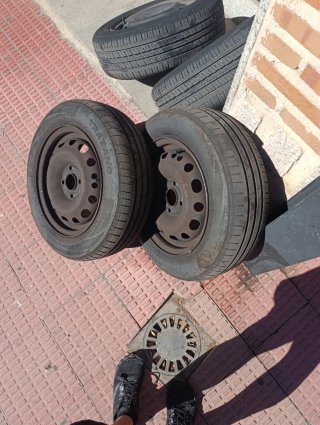 4 Ruedas 175/65 R14 con Llantas