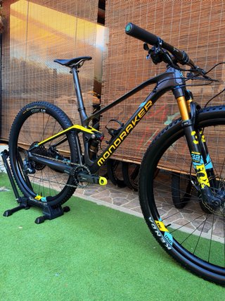 MONDRAKER F PODIUM R CARBONO 29” KASHIMA