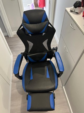 Silla Ergonómica Gaming con Reposapiés