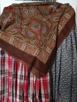 Mantón Pañuelo Tipo Cien Colores