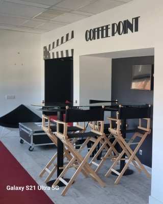 Set de Mesa y 4 Sillas Estilo Cine
