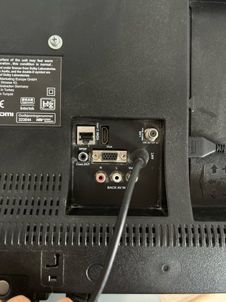 Smart TV Panasonic 24” – WiFi, Netflix, HDMI, USB.