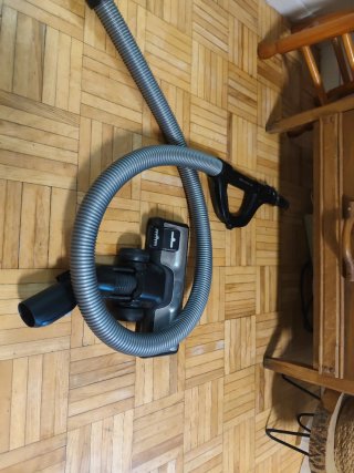 Aspiradora Rowenta Clean Express Ergo silencioso