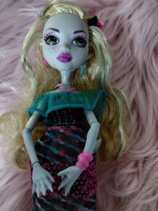 Muñeca Monster High Lagoona Blue Skull Shores