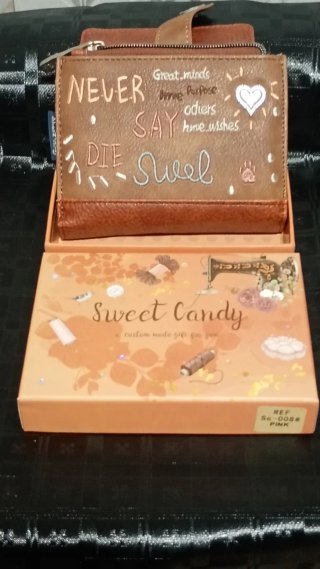 Cartera Sweet Candy bordada
