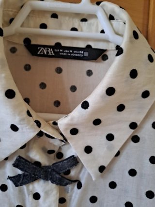 Camisa Zara de Lunares Talla M