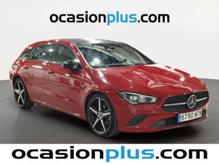 Mercedes-Benz CLA Shooting Brake 180 100 kW (136 CV)
