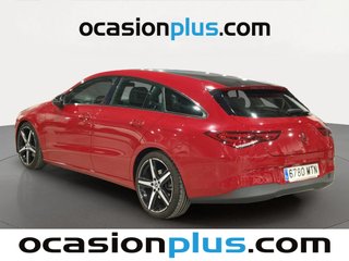 Mercedes-Benz CLA Shooting Brake 180 100 kW (136 CV)
