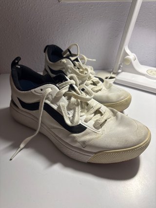 Zapatillas Vans Blancas y Negras
