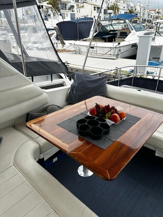 Barco Sea Ray Sundancer 370