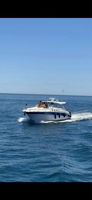 Barco Sea Ray Sundancer 370