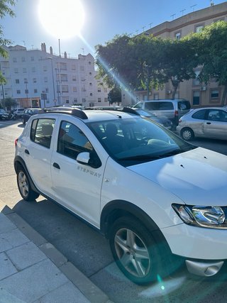 Dacia Sandero 2015 - 56.000KM - UNICO PROPIETARIO