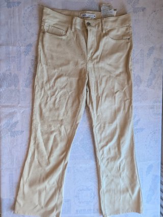 Pantalón Polipiel Beige Zara