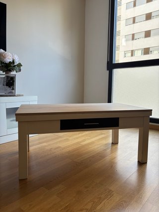 Mesa auxiliar de salón elevable