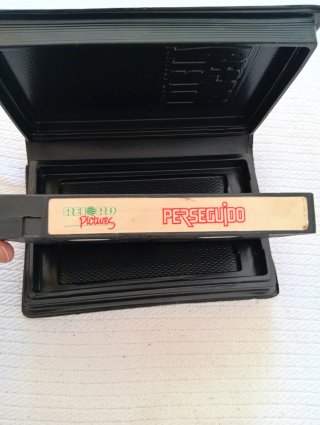 Perseguido VHS 1° edición videoclub