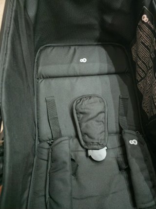 Cochecito de bebé Kinderkraft negro