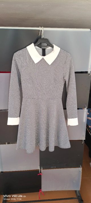 Vestido de cuadros blanco y gris