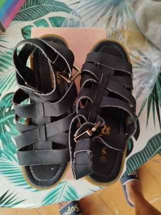 Sandalias romanas Paddock