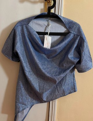 Blusa Negra de Encaje,blazers, pantalónes,faldas.