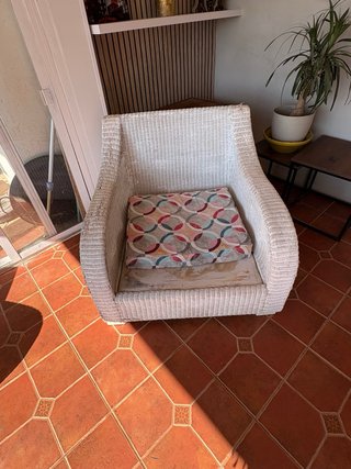 Conjunto sofá y sillones de mimbre para terraza
