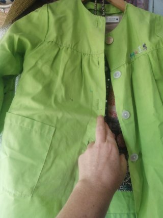 Mandilón Verde para Niños de 2 a 5 Años