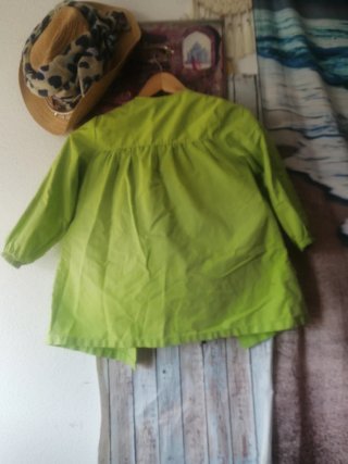 Mandilón Verde para Niños de 2 a 5 Años