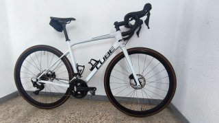 Bicicleta Cube Attain GTC Race
