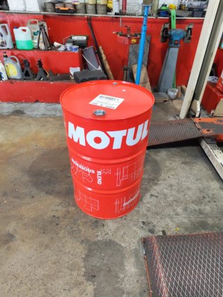 Barril Decorativo Motul Rojo