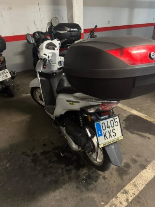 Honda Vision 110 Scooter Blanca