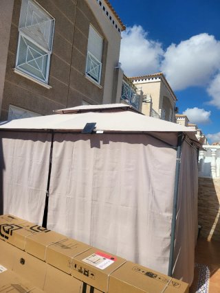 Pérgola Beige.....Esta en torrevieja alicante