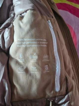 Chaqueta de plumas de Invierno Beige