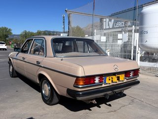 Mercedes-Benz Clase E 1993
