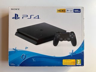 PS4 Slim 500GB + 2 controller + 3 giochi + Scatola