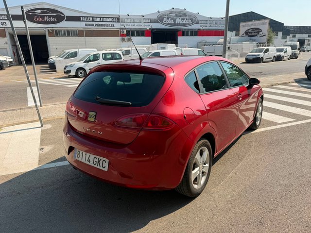 SEAT Leon 1.9 TDI 105CV - 8114GKC