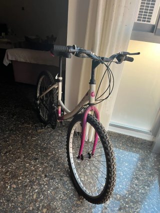 Bicicleta de Montaña Blanca y Rosa