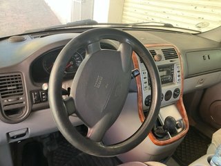 KIA Carnival 2007 gasolina
