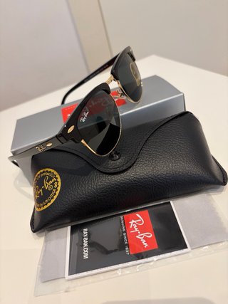 Gafas de sol Ray-Ban Clubmaster negras