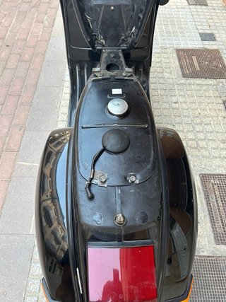 Vespa PX 200 Negra