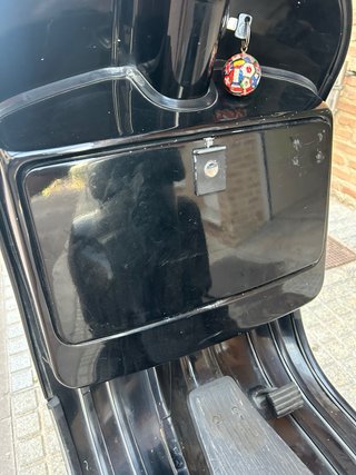 Vespa PX 200 Negra