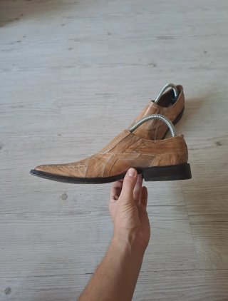 Zapatos de Cuero Marrones