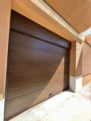 Puerta de Garaje Automática