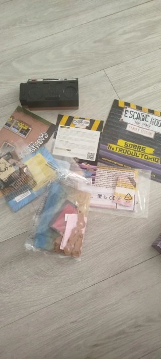 Escape Room The Game Familiar