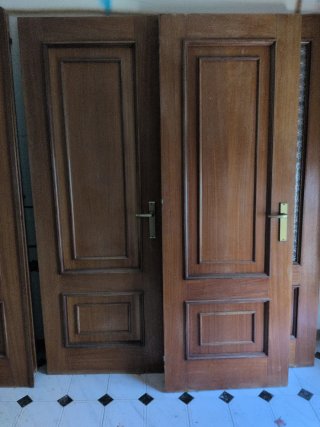 6 Puerta de Interior de Madera y cierro de cristal