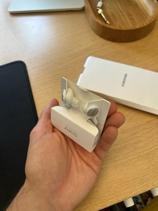 Auriculares AKG Tipo C