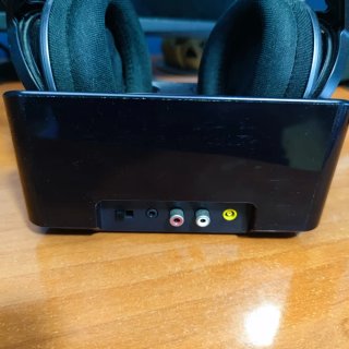 Auriculares Inalámbricos Sony MDR-RF855 con base.