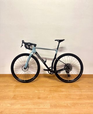 IMPECABLE BERRIA Gravel AXS Electrónico Talla L