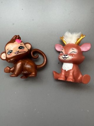 Set de Muñecas animal girls con mascotas y furgo