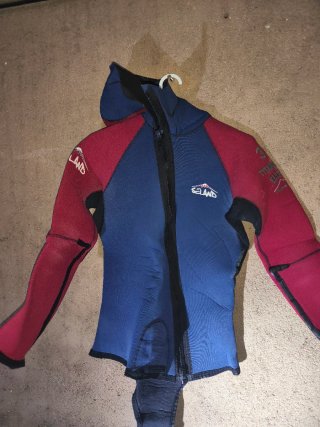 Talla M o talla 3. Neopreno 5mm seland bitet