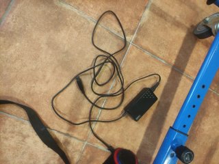 Hoverboard azul con accesorio